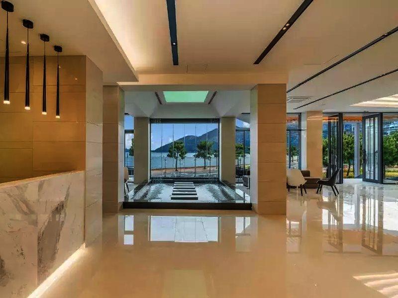Stubborn Hotel Кодже Экстерьер фото